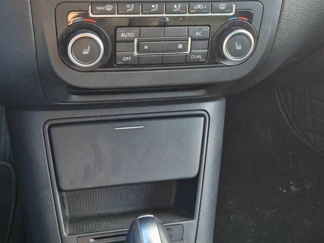 Черный Фольксваген Тигуан, объемом двигателя 2 л и пробегом 140 тыс. км за 15999 $, фото 1 на Automoto.ua