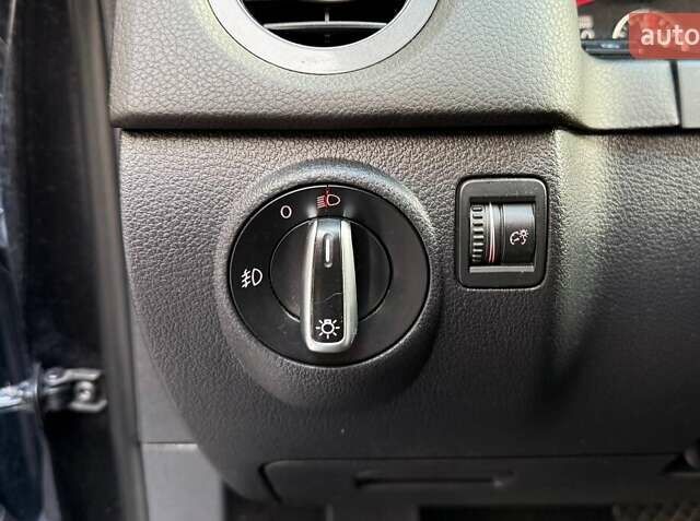 Черный Фольксваген Тигуан, объемом двигателя 1.98 л и пробегом 222 тыс. км за 9990 $, фото 12 на Automoto.ua