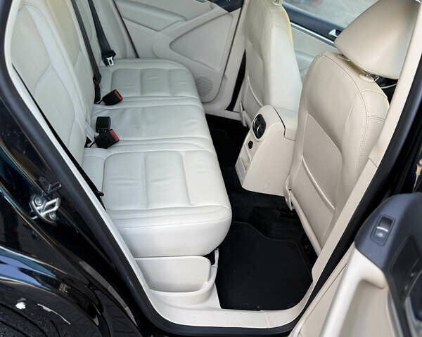 Черный Фольксваген Тигуан, объемом двигателя 1.98 л и пробегом 106 тыс. км за 10700 $, фото 9 на Automoto.ua