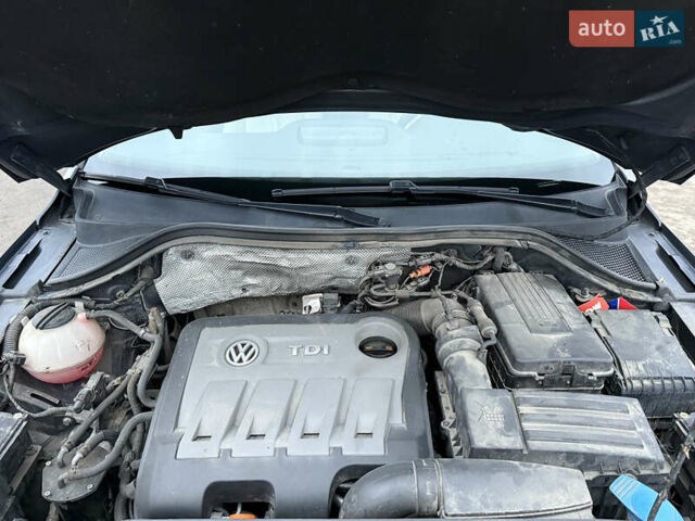 Чорний Фольксваген Тігуан, об'ємом двигуна 2 л та пробігом 234 тис. км за 15500 $, фото 26 на Automoto.ua