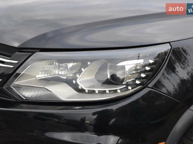 Чорний Фольксваген Тігуан, об'ємом двигуна 1.98 л та пробігом 130 тис. км за 11999 $, фото 43 на Automoto.ua