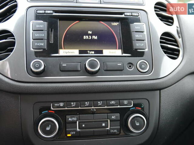 Чорний Фольксваген Тігуан, об'ємом двигуна 1.98 л та пробігом 130 тис. км за 11999 $, фото 27 на Automoto.ua