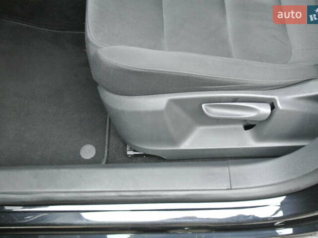 Чорний Фольксваген Тігуан, об'ємом двигуна 2 л та пробігом 168 тис. км за 15550 $, фото 11 на Automoto.ua