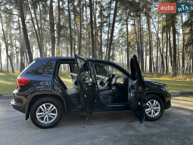 Черный Фольксваген Тигуан, объемом двигателя 2 л и пробегом 185 тыс. км за 11500 $, фото 21 на Automoto.ua