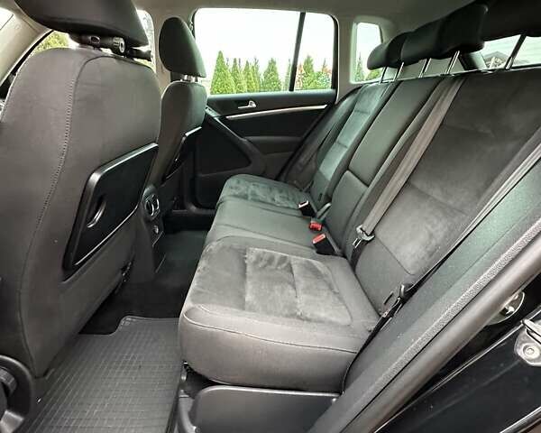 Черный Фольксваген Тигуан, объемом двигателя 1.99 л и пробегом 225 тыс. км за 14950 $, фото 74 на Automoto.ua