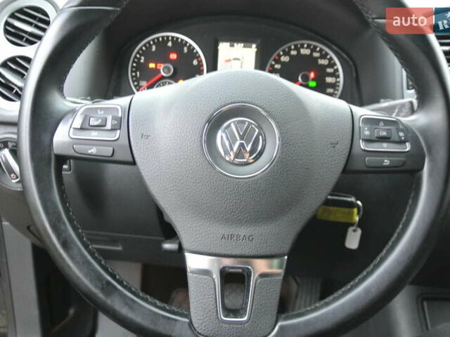 Чорний Фольксваген Тігуан, об'ємом двигуна 2 л та пробігом 168 тис. км за 15550 $, фото 37 на Automoto.ua