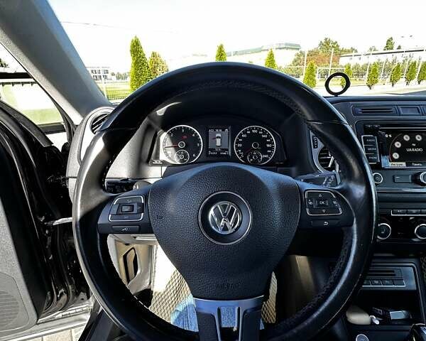 Черный Фольксваген Тигуан, объемом двигателя 1.97 л и пробегом 215 тыс. км за 15000 $, фото 11 на Automoto.ua