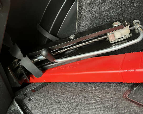 Черный Фольксваген Тигуан, объемом двигателя 1.99 л и пробегом 320 тыс. км за 14499 $, фото 139 на Automoto.ua