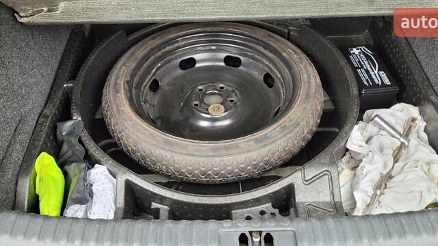 Черный Фольксваген Тигуан, объемом двигателя 1.98 л и пробегом 186 тыс. км за 12500 $, фото 13 на Automoto.ua