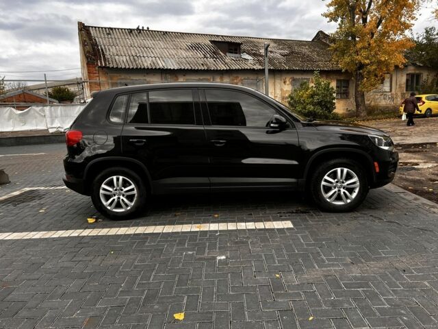 Черный Фольксваген Тигуан, объемом двигателя 2 л и пробегом 152 тыс. км за 14200 $, фото 2 на Automoto.ua