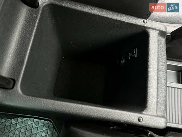 Черный Фольксваген Тигуан, объемом двигателя 1.99 л и пробегом 320 тыс. км за 14499 $, фото 162 на Automoto.ua