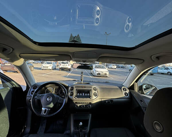 Чорний Фольксваген Тігуан, об'ємом двигуна 1.98 л та пробігом 233 тис. км за 13200 $, фото 17 на Automoto.ua