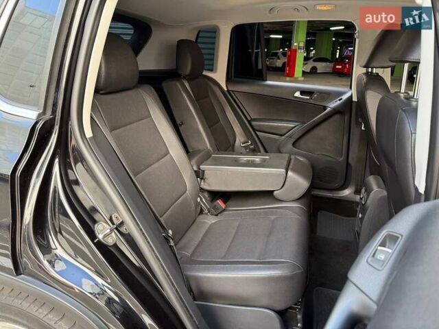 Черный Фольксваген Тигуан, объемом двигателя 1.98 л и пробегом 222 тыс. км за 9990 $, фото 10 на Automoto.ua