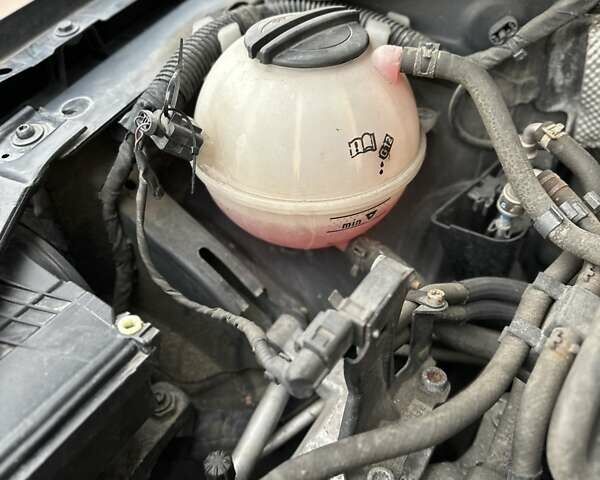 Черный Фольксваген Тигуан, объемом двигателя 1.99 л и пробегом 225 тыс. км за 14950 $, фото 97 на Automoto.ua