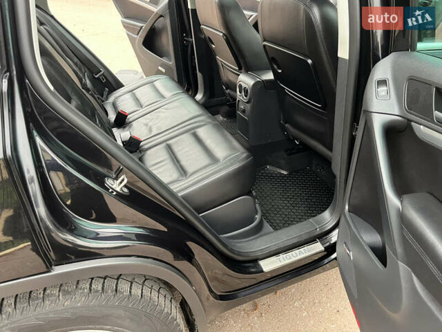 Черный Фольксваген Тигуан, объемом двигателя 1.99 л и пробегом 320 тыс. км за 14499 $, фото 117 на Automoto.ua