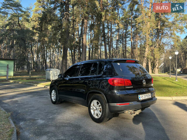 Черный Фольксваген Тигуан, объемом двигателя 2 л и пробегом 185 тыс. км за 11500 $, фото 6 на Automoto.ua