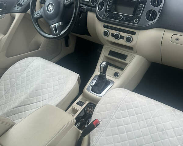 Черный Фольксваген Тигуан, объемом двигателя 1.98 л и пробегом 140 тыс. км за 11333 $, фото 8 на Automoto.ua