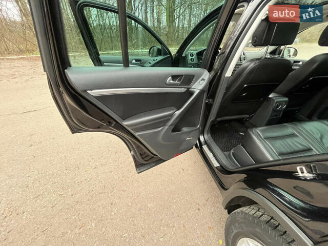 Черный Фольксваген Тигуан, объемом двигателя 1.99 л и пробегом 320 тыс. км за 14499 $, фото 113 на Automoto.ua