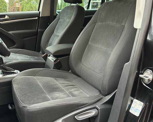 Черный Фольксваген Тигуан, объемом двигателя 1.99 л и пробегом 225 тыс. км за 14950 $, фото 55 на Automoto.ua