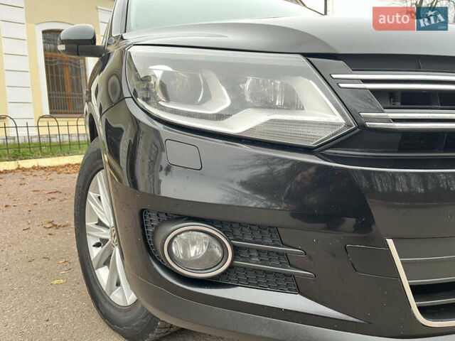 Черный Фольксваген Тигуан, объемом двигателя 1.99 л и пробегом 320 тыс. км за 14499 $, фото 72 на Automoto.ua