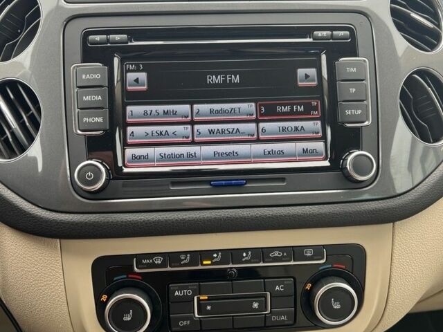 Чорний Фольксваген Тігуан, об'ємом двигуна 2 л та пробігом 160 тис. км за 7800 $, фото 7 на Automoto.ua