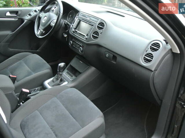 Чорний Фольксваген Тігуан, об'ємом двигуна 2 л та пробігом 168 тис. км за 15550 $, фото 17 на Automoto.ua