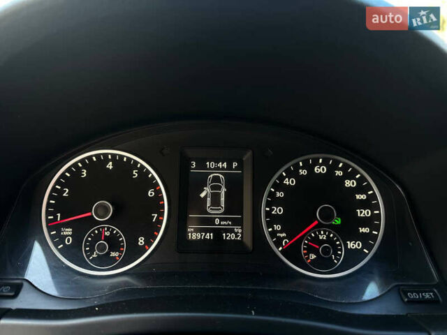 Чорний Фольксваген Тігуан, об'ємом двигуна 2 л та пробігом 189 тис. км за 10300 $, фото 21 на Automoto.ua