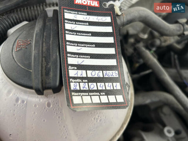 Черный Фольксваген Тигуан, объемом двигателя 2 л и пробегом 222 тыс. км за 12200 $, фото 14 на Automoto.ua