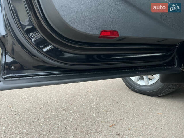 Черный Фольксваген Тигуан, объемом двигателя 1.99 л и пробегом 320 тыс. км за 14499 $, фото 87 на Automoto.ua