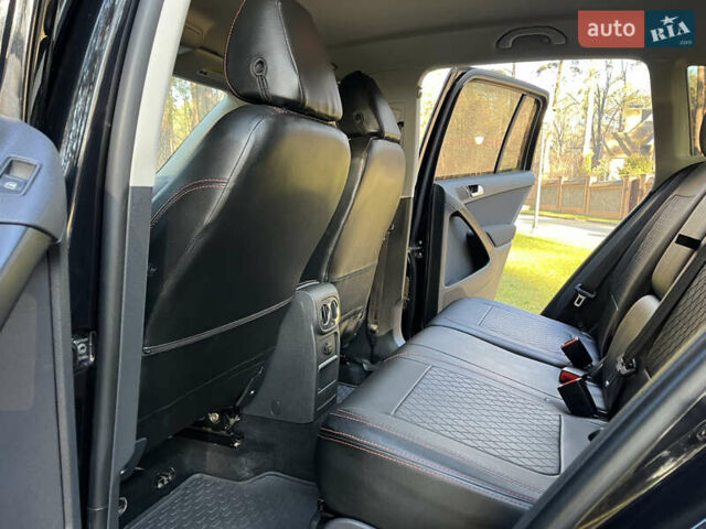 Черный Фольксваген Тигуан, объемом двигателя 2 л и пробегом 185 тыс. км за 11500 $, фото 31 на Automoto.ua