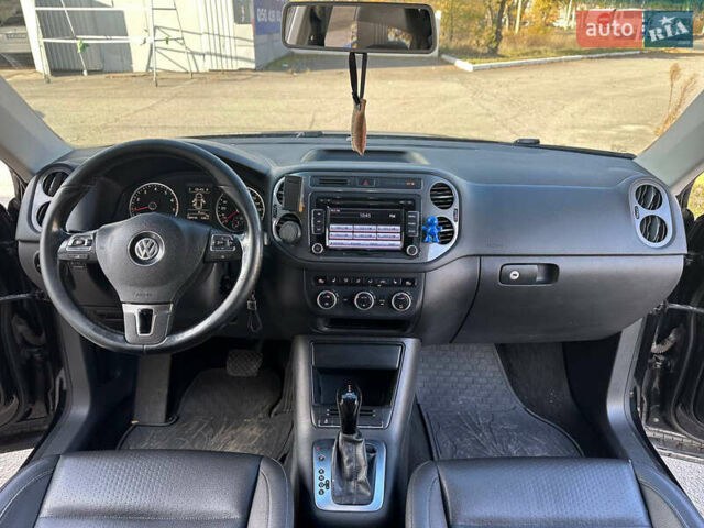 Чорний Фольксваген Тігуан, об'ємом двигуна 2 л та пробігом 189 тис. км за 10300 $, фото 11 на Automoto.ua