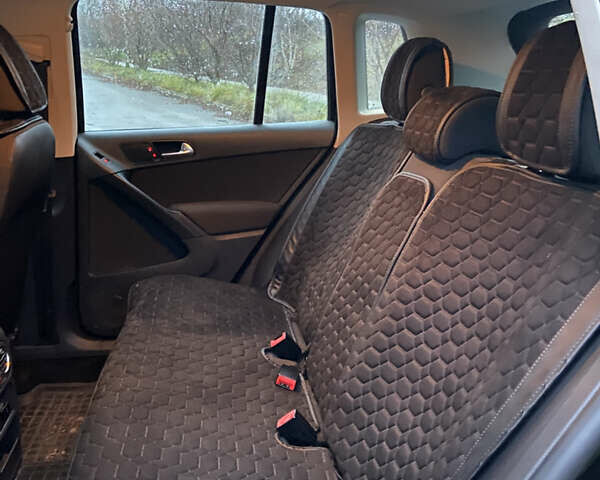 Черный Фольксваген Тигуан, объемом двигателя 1.98 л и пробегом 320 тыс. км за 11500 $, фото 6 на Automoto.ua