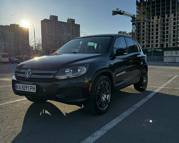Чорний Фольксваген Тігуан, об'ємом двигуна 1.98 л та пробігом 233 тис. км за 13200 $, фото 4 на Automoto.ua