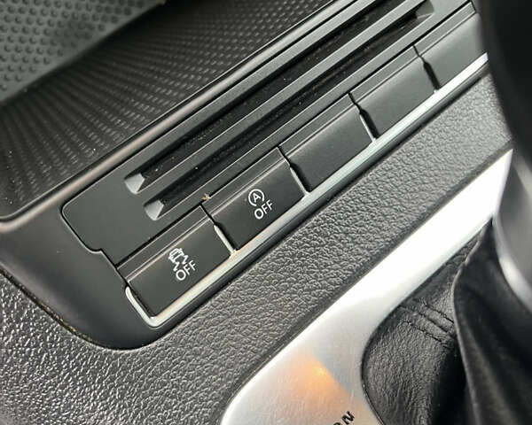 Черный Фольксваген Тигуан, объемом двигателя 1.99 л и пробегом 320 тыс. км за 14499 $, фото 102 на Automoto.ua