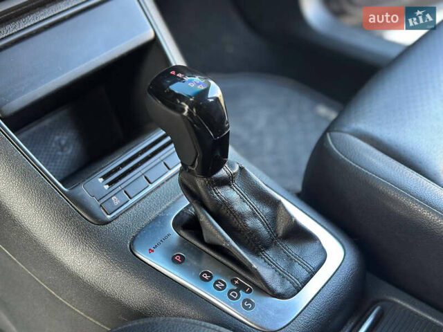 Чорний Фольксваген Тігуан, об'ємом двигуна 2 л та пробігом 189 тис. км за 10300 $, фото 25 на Automoto.ua