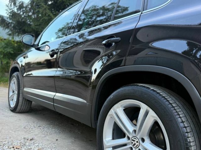 Черный Фольксваген Тигуан, объемом двигателя 2 л и пробегом 238 тыс. км за 14500 $, фото 9 на Automoto.ua