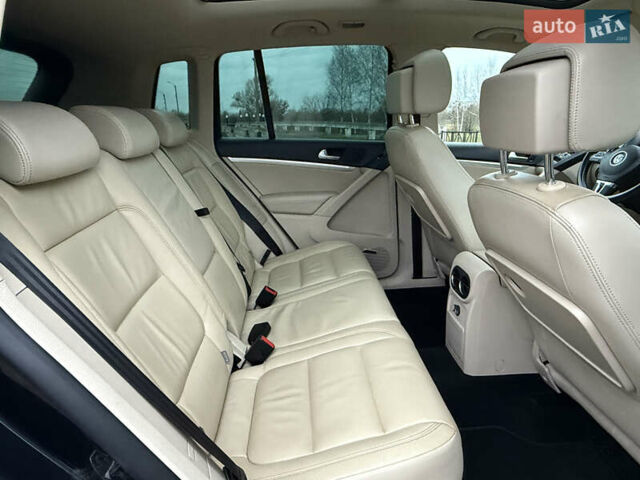 Чорний Фольксваген Тігуан, об'ємом двигуна 2 л та пробігом 234 тис. км за 15500 $, фото 19 на Automoto.ua