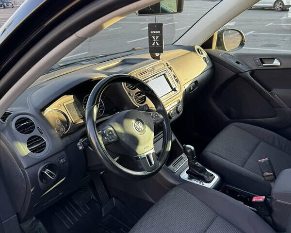 Чорний Фольксваген Тігуан, об'ємом двигуна 1.98 л та пробігом 233 тис. км за 13200 $, фото 18 на Automoto.ua