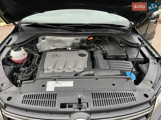 Черный Фольксваген Тигуан, объемом двигателя 1.99 л и пробегом 320 тыс. км за 14499 $, фото 173 на Automoto.ua