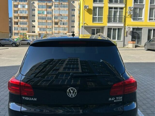 Чорний Фольксваген Тігуан, об'ємом двигуна 0 л та пробігом 195 тис. км за 16000 $, фото 3 на Automoto.ua