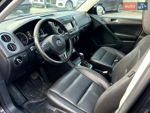 Черный Фольксваген Тигуан, объемом двигателя 2 л и пробегом 256 тыс. км за 8999 $, фото 6 на Automoto.ua