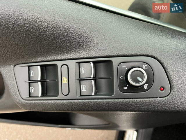 Черный Фольксваген Тигуан, объемом двигателя 1.99 л и пробегом 320 тыс. км за 14499 $, фото 84 на Automoto.ua