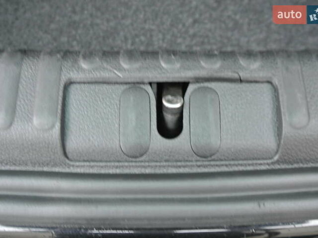 Чорний Фольксваген Тігуан, об'ємом двигуна 2 л та пробігом 168 тис. км за 15550 $, фото 30 на Automoto.ua