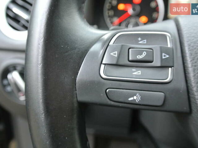 Чорний Фольксваген Тігуан, об'ємом двигуна 2 л та пробігом 168 тис. км за 15550 $, фото 38 на Automoto.ua