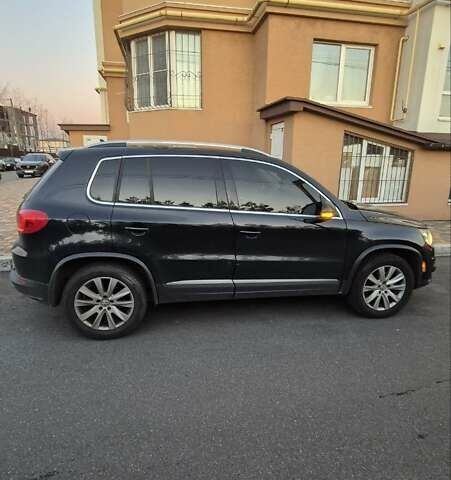 Чорний Фольксваген Тігуан, об'ємом двигуна 1.98 л та пробігом 227 тис. км за 13000 $, фото 19 на Automoto.ua