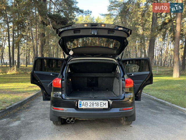 Черный Фольксваген Тигуан, объемом двигателя 2 л и пробегом 185 тыс. км за 11500 $, фото 12 на Automoto.ua