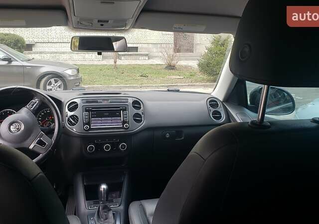 Черный Фольксваген Тигуан, объемом двигателя 2 л и пробегом 267 тыс. км за 13000 $, фото 16 на Automoto.ua