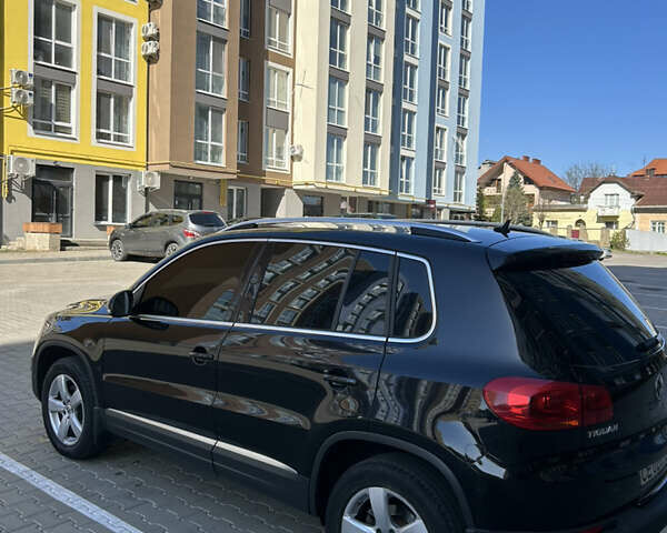 Чорний Фольксваген Тігуан, об'ємом двигуна 1.97 л та пробігом 185 тис. км за 15400 $, фото 4 на Automoto.ua