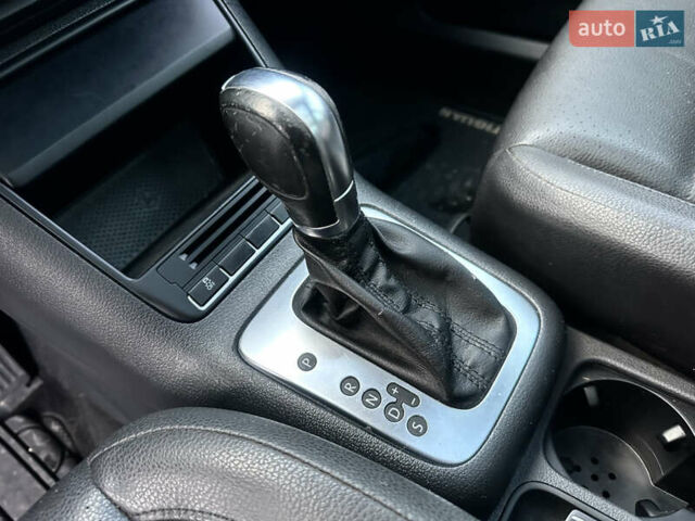 Черный Фольксваген Тигуан, объемом двигателя 2 л и пробегом 256 тыс. км за 8999 $, фото 9 на Automoto.ua