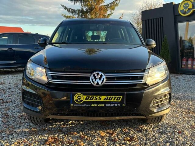 Чорний Фольксваген Тігуан, об'ємом двигуна 2 л та пробігом 200 тис. км за 10999 $, фото 3 на Automoto.ua